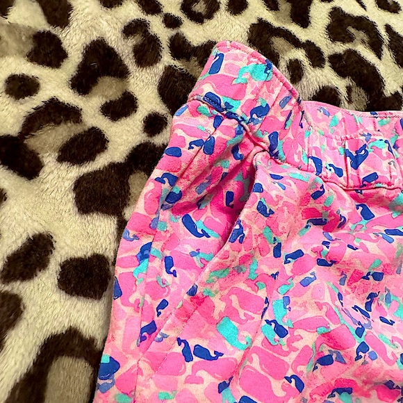 GENTLY WORN VINEYARD VINES girl’s shorts - Picture 5 of 6